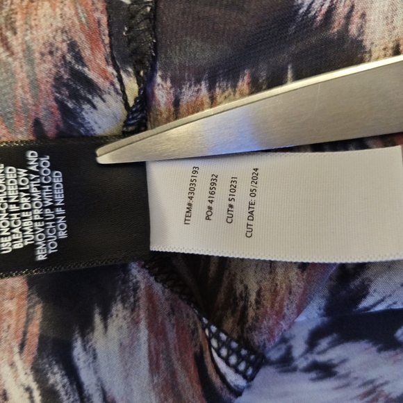 Torrid Blouse Chiffon Keyhole Long Sleeve Women's Multicolor Top SZ 1 - Picture 14 of 15